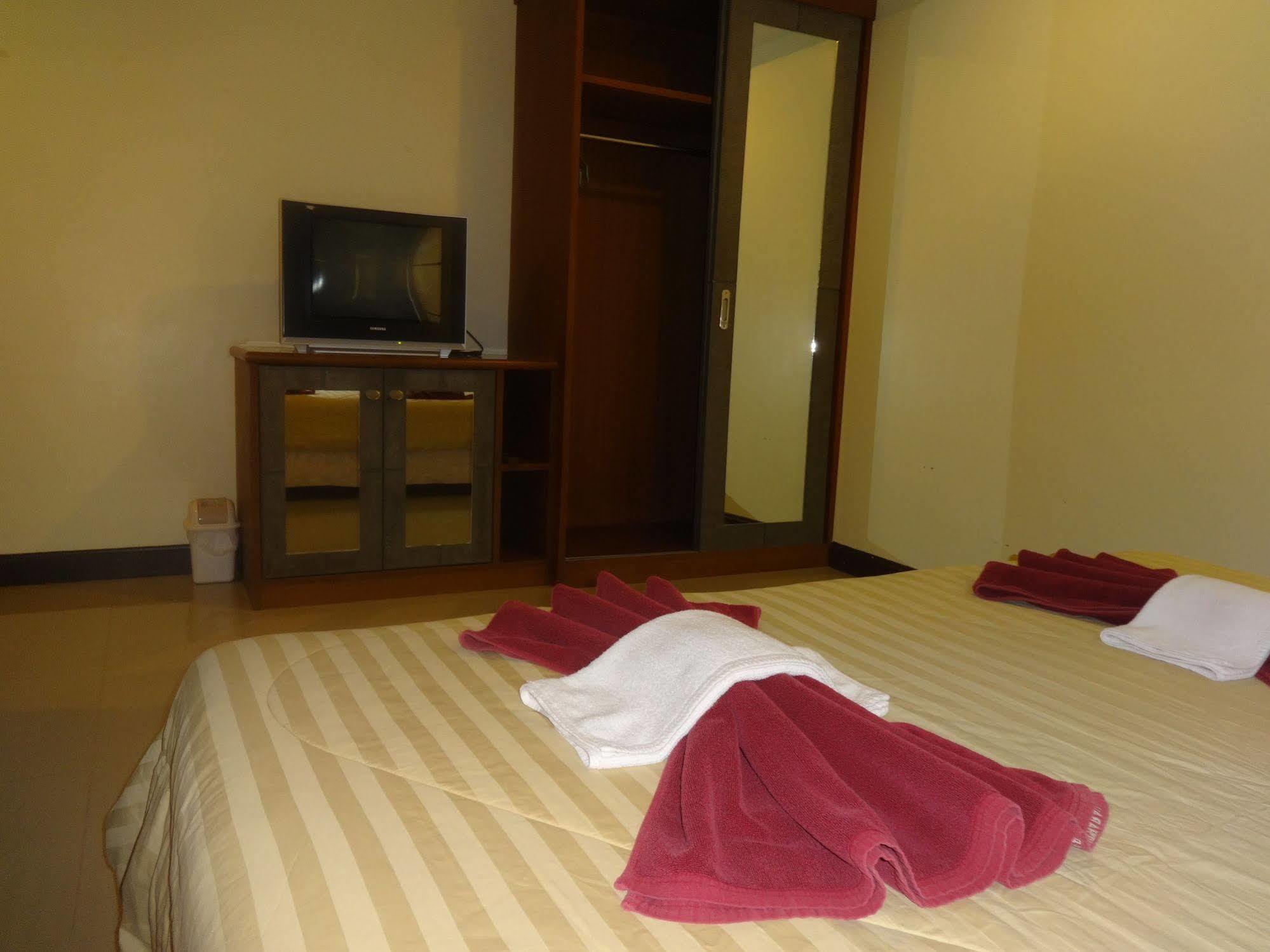 Pornthep Hotel 2 Ban Khlong Haeng エクステリア 写真